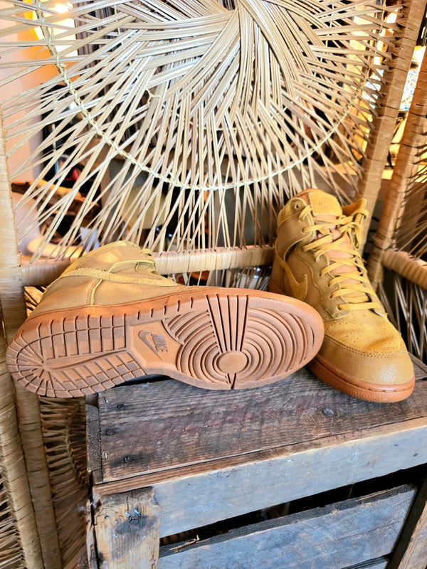 Nike W Dunk Hi Premium Trainers Sneaker