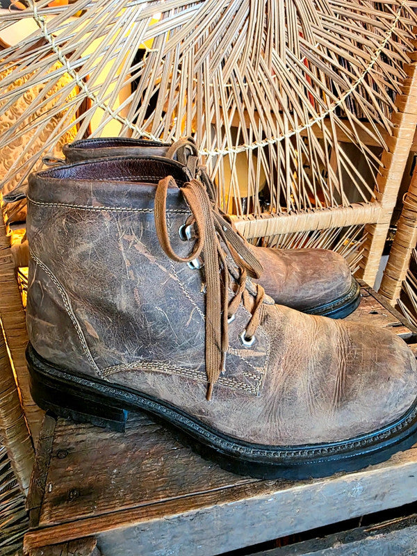 Vintage 80's Distressed Leather Hiking Boots