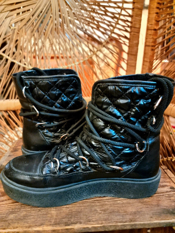 Vintage Ankle Boots