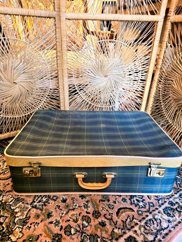 Vintage 60/70's Suitcase.