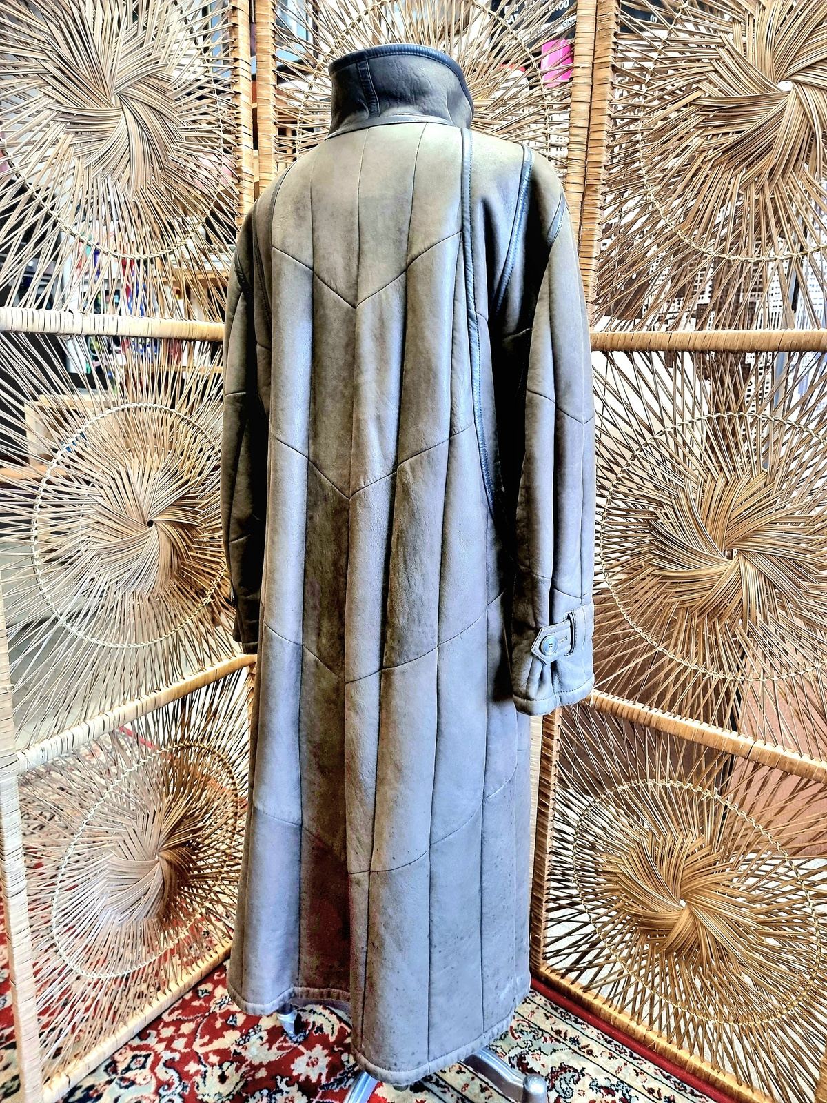 Vintage 1980s Christ Coat