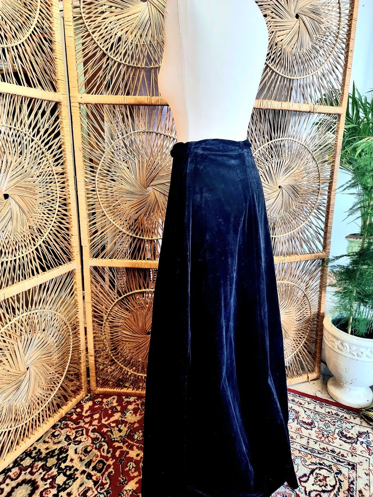 Vintage 80s Paul Jones Fashion Maxi Skirt