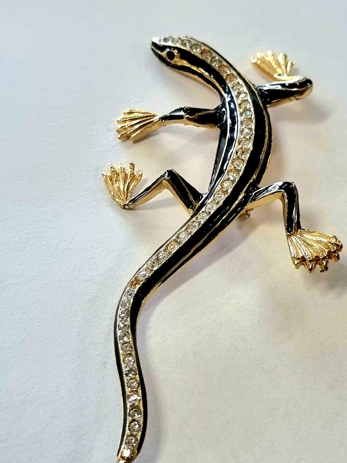 Brooch
