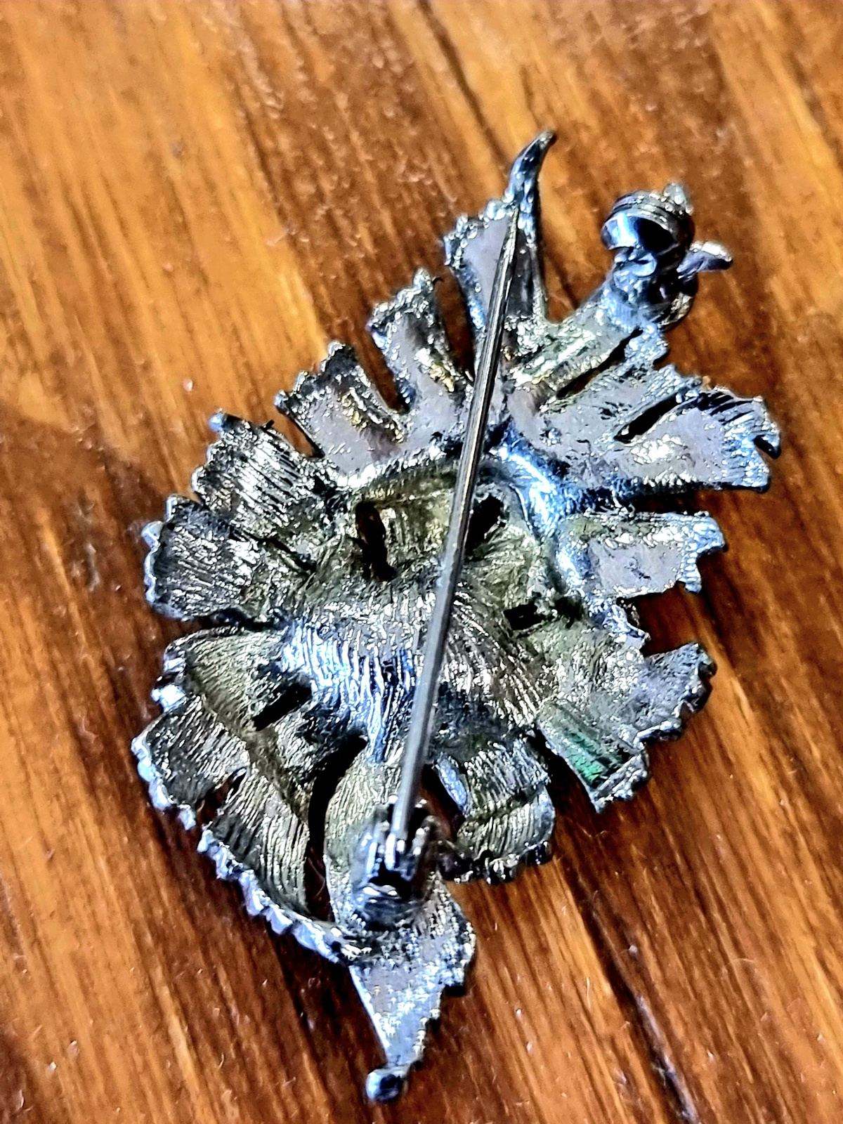Brooch