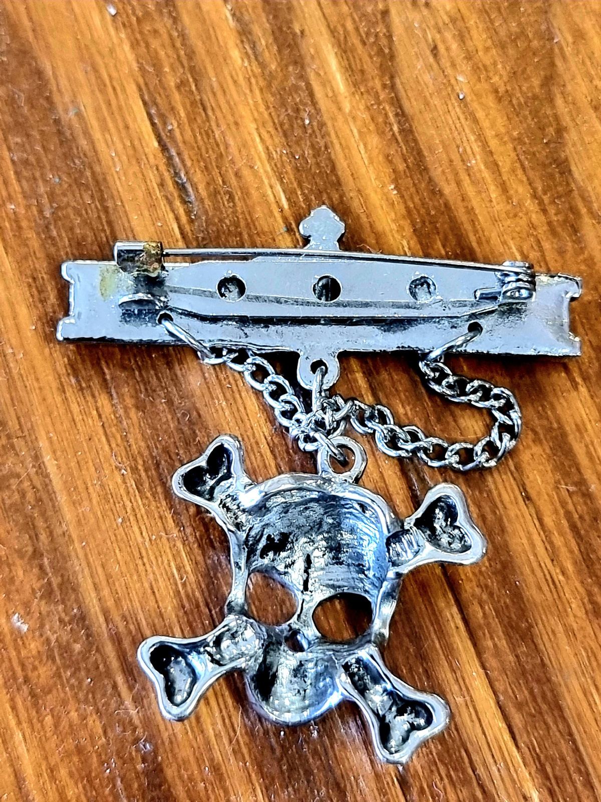 Brooch
