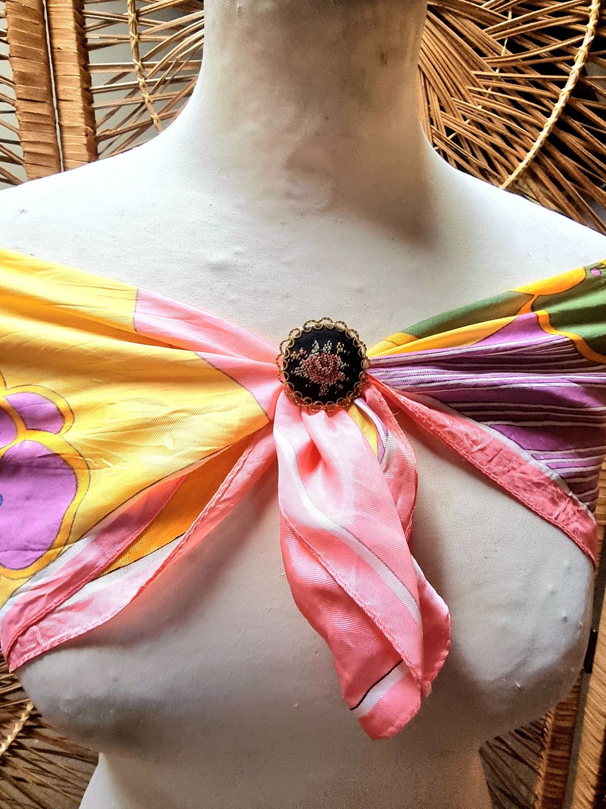 Scarf Holder