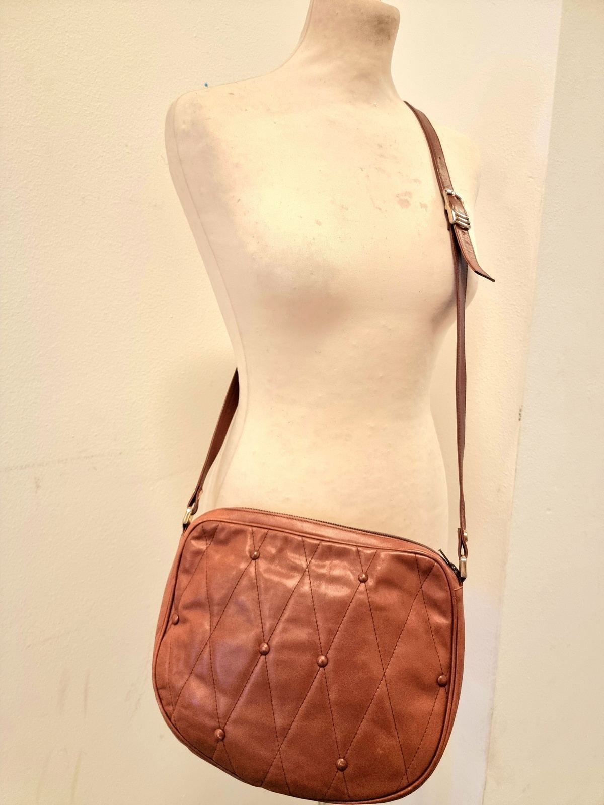 Vintage Leather 80s Shoulder Bag