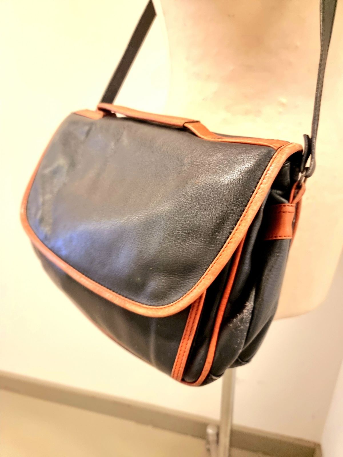 Vintage 80s Shoulder Bag