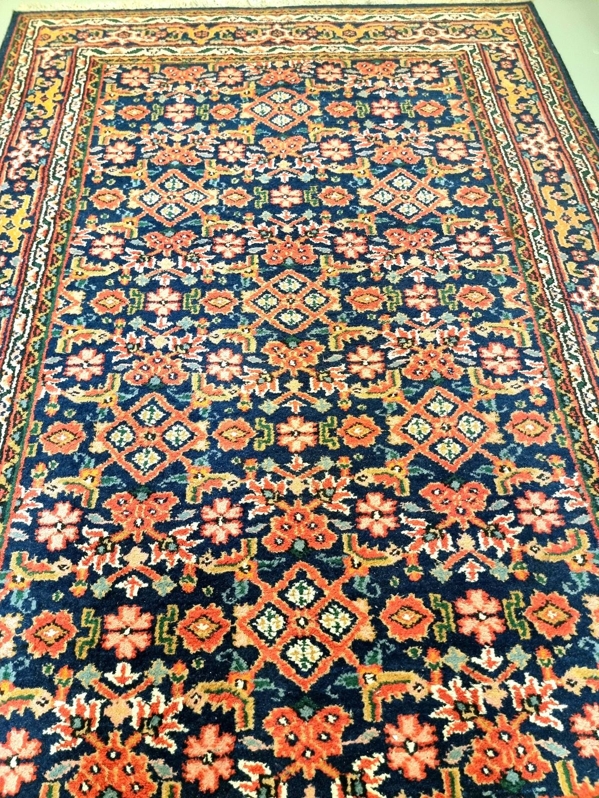 Rug