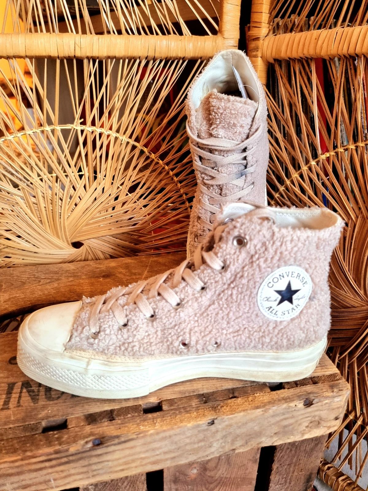 Converse Beige High Sneaker Chuck Taylor Trainer