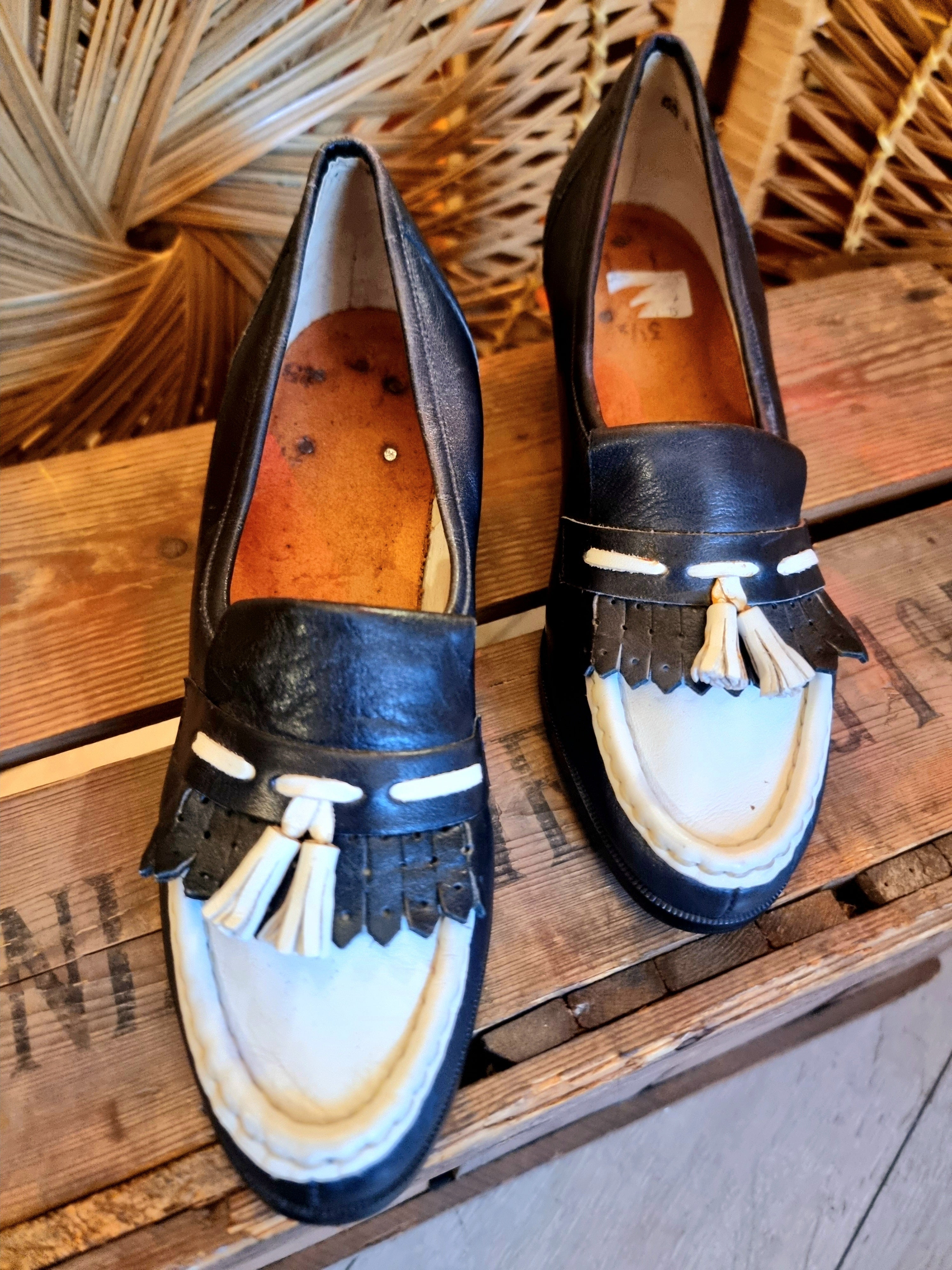 Vintage Deadstock Brand New Dureci Shoes