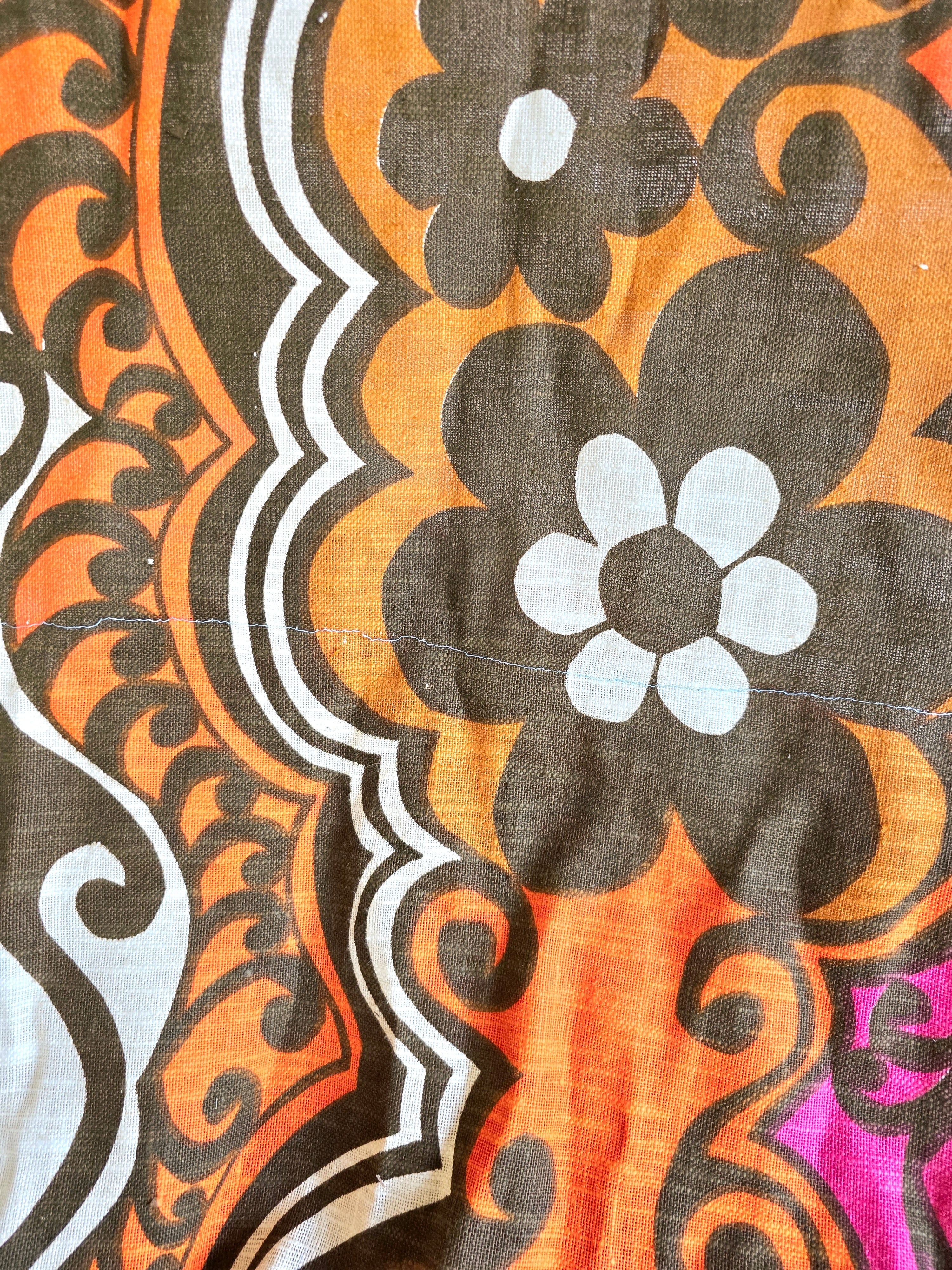 Vintage retro Original 1970s Floral Curtain