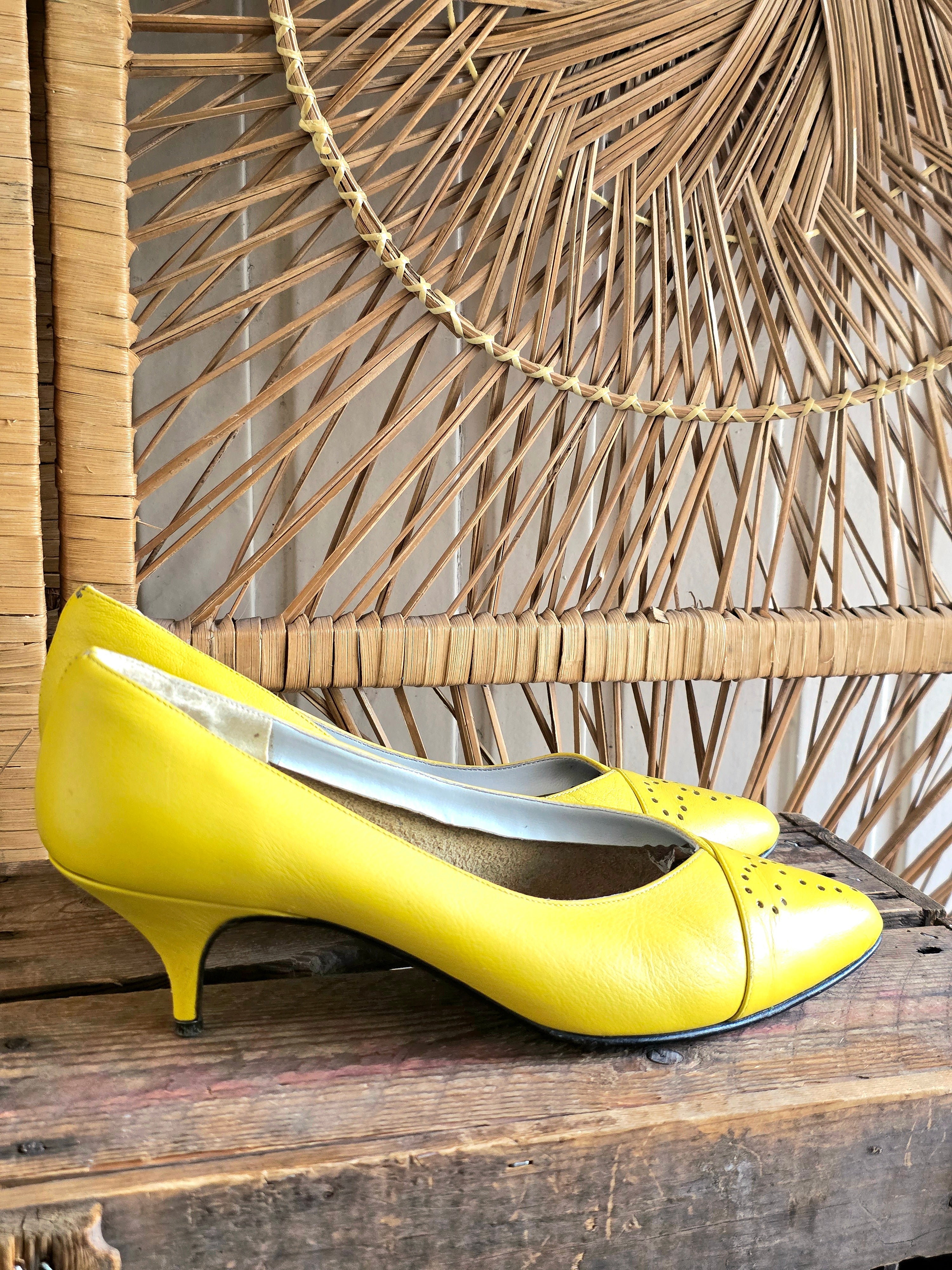 Vintage 80s Annabelle Neon Heel Yellow
