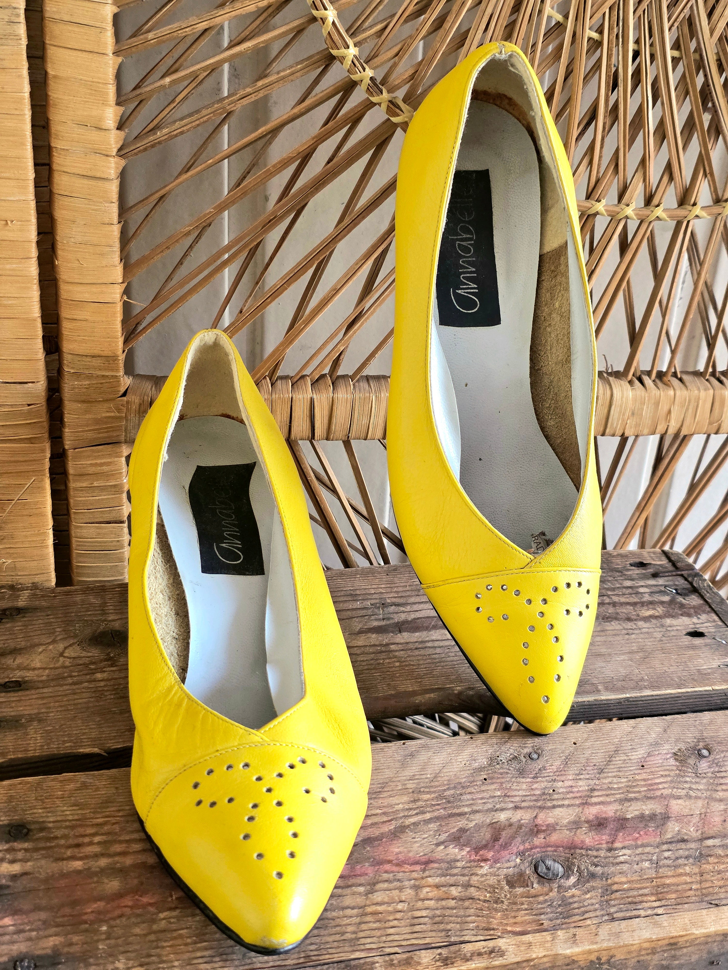 Vintage 80s Annabelle Neon Heel Yellow