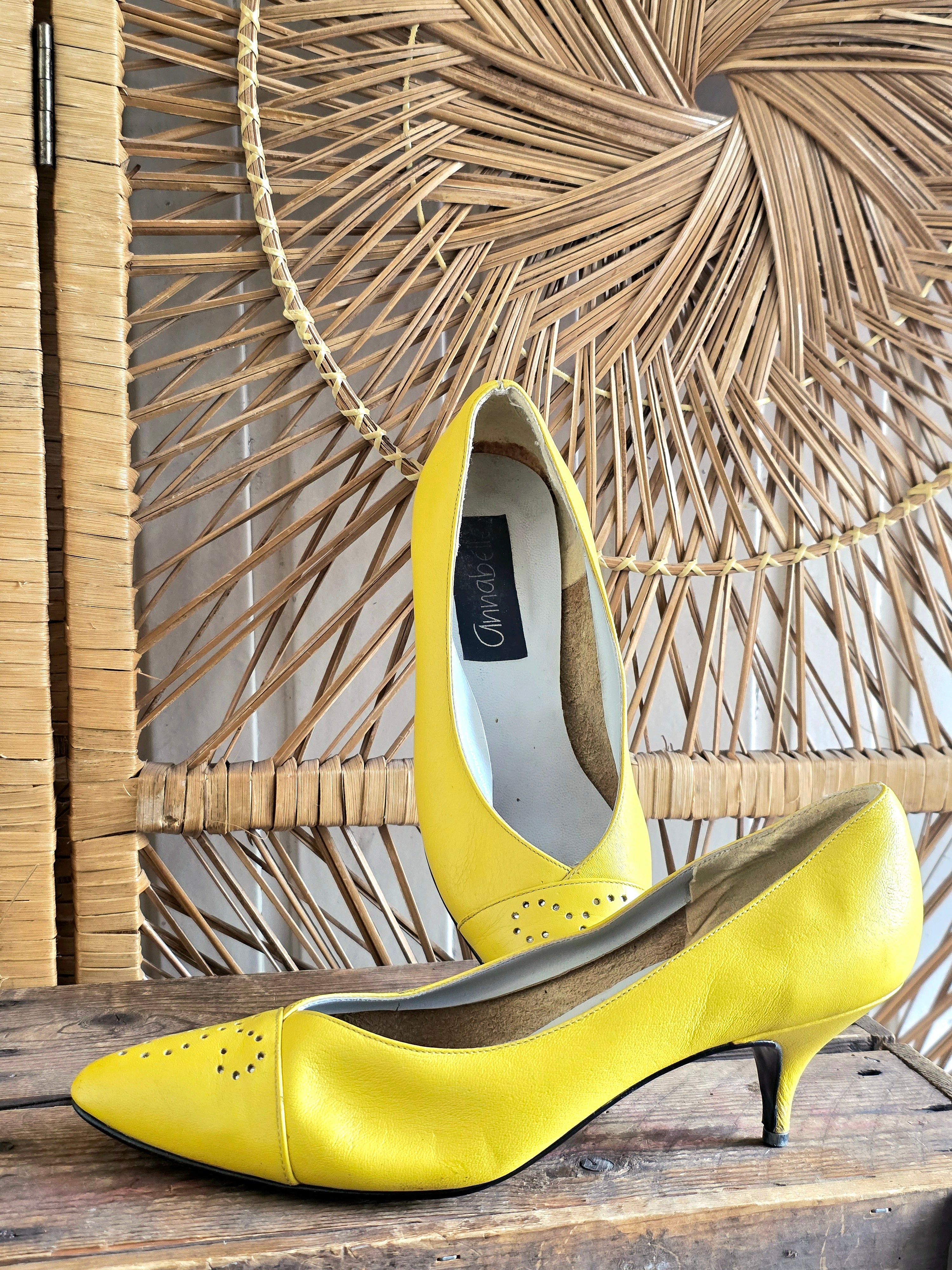 Vintage 80s Annabelle Neon Heel Yellow