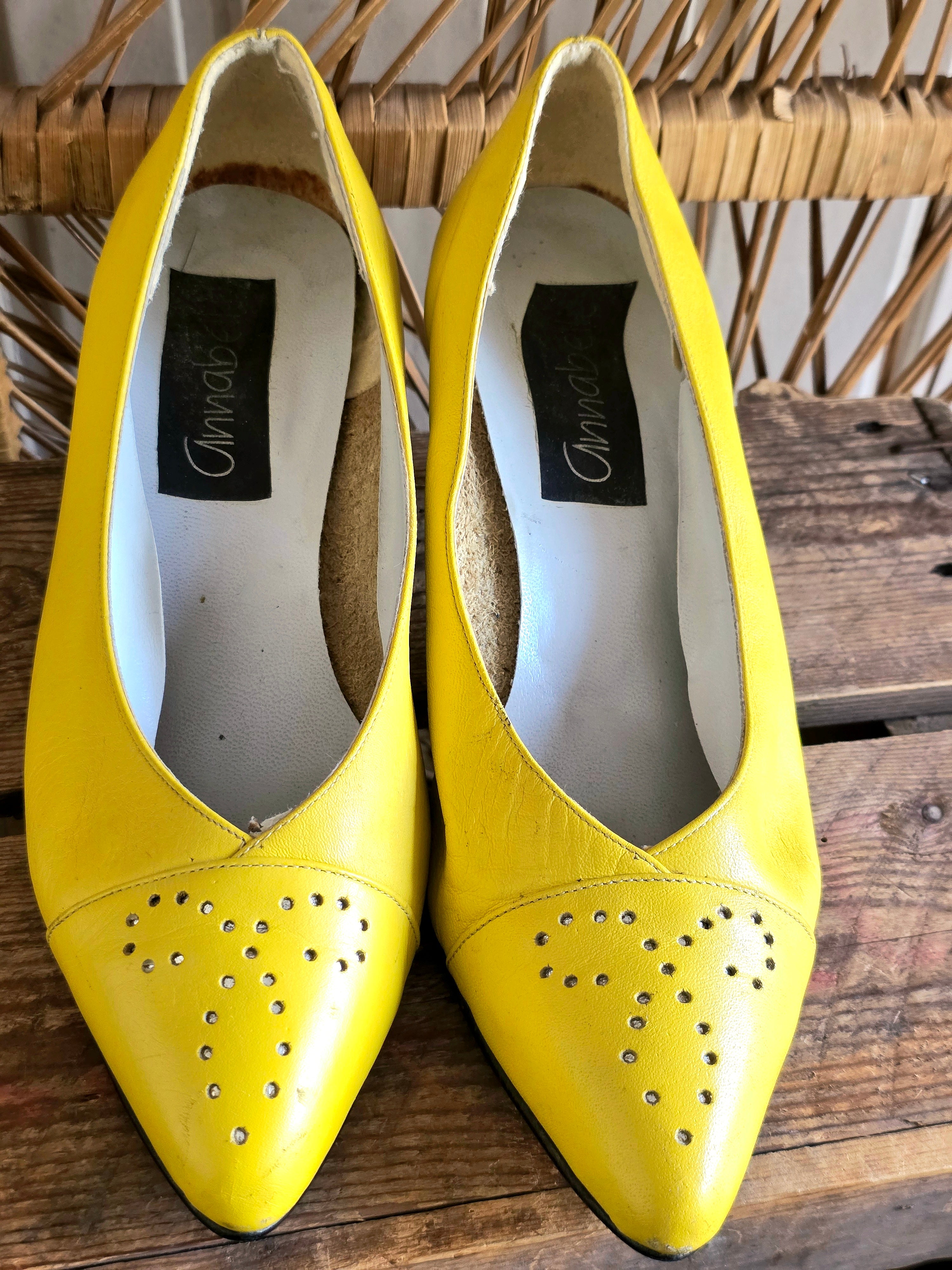 Vintage 80s Annabelle Neon Heel Yellow
