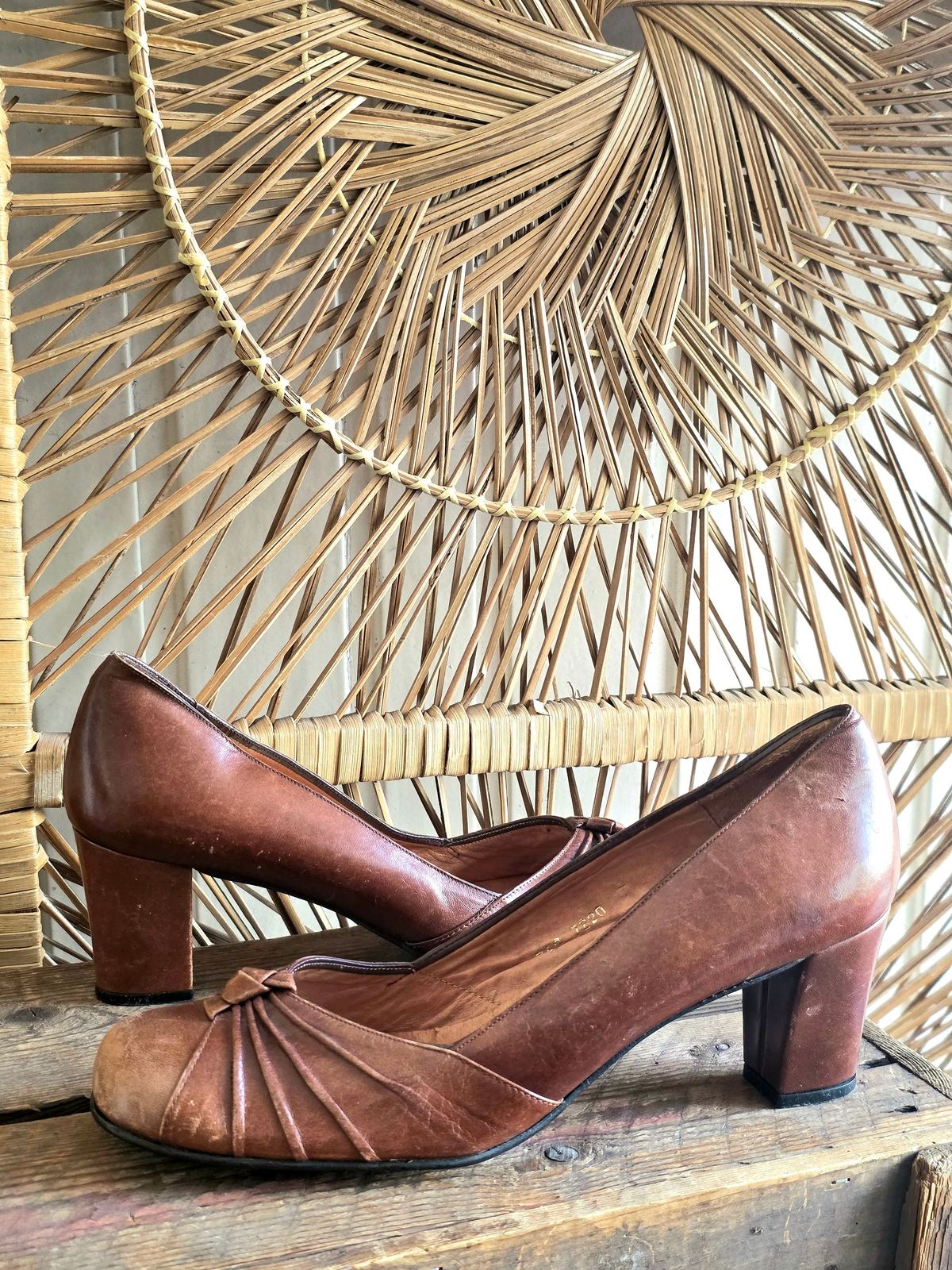 Vintage 70s Queen Fashion Shoes