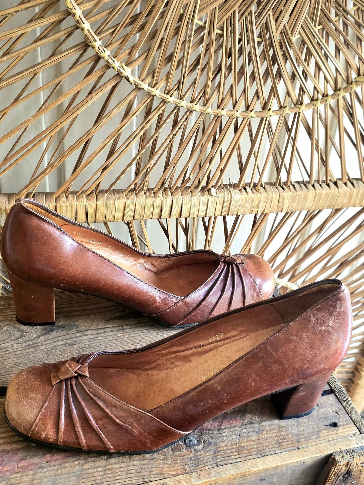 Vintage 70s Queen Fashion Shoes
