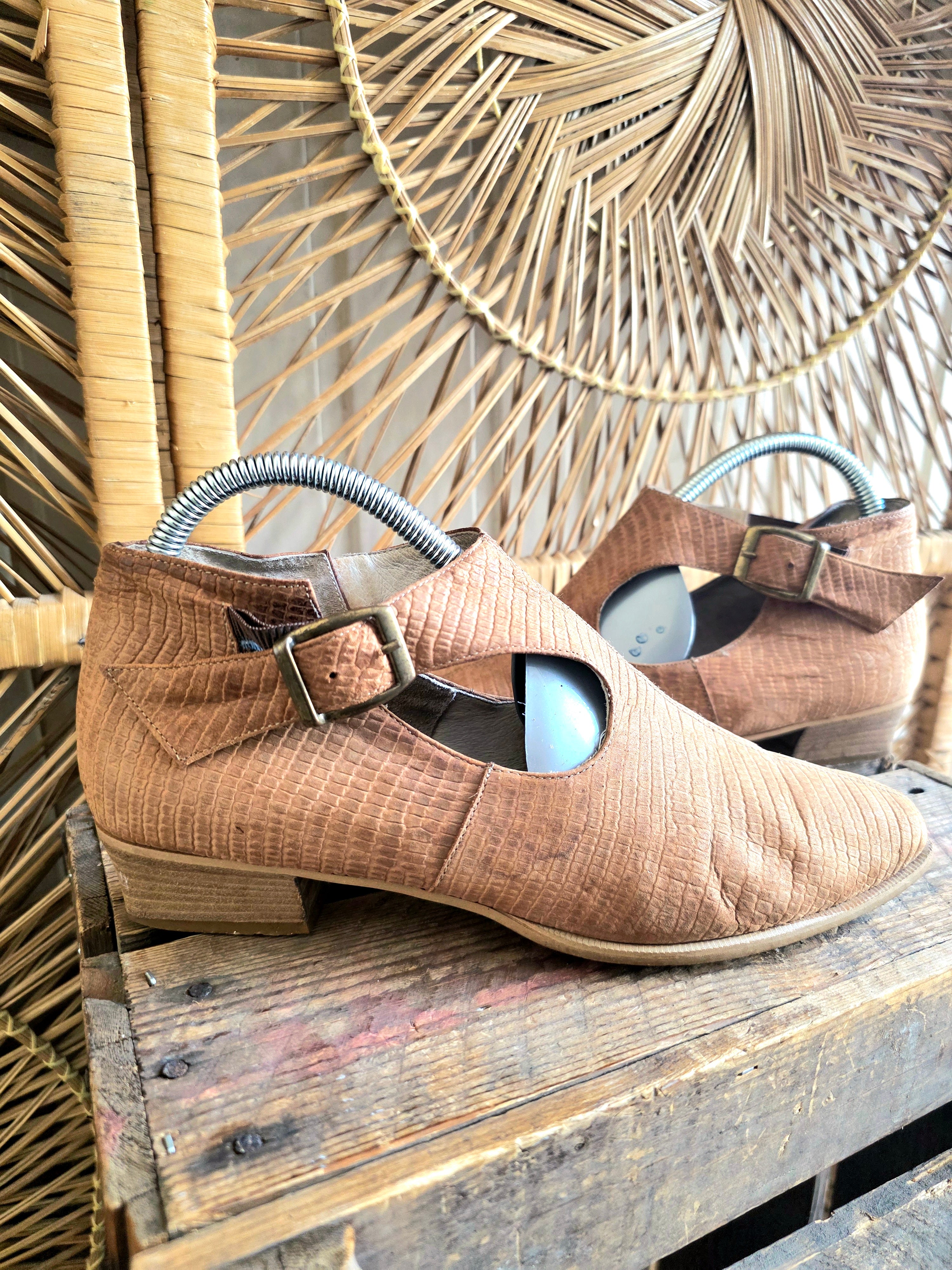 Vintage 80s Bladelli Ankle Boots
