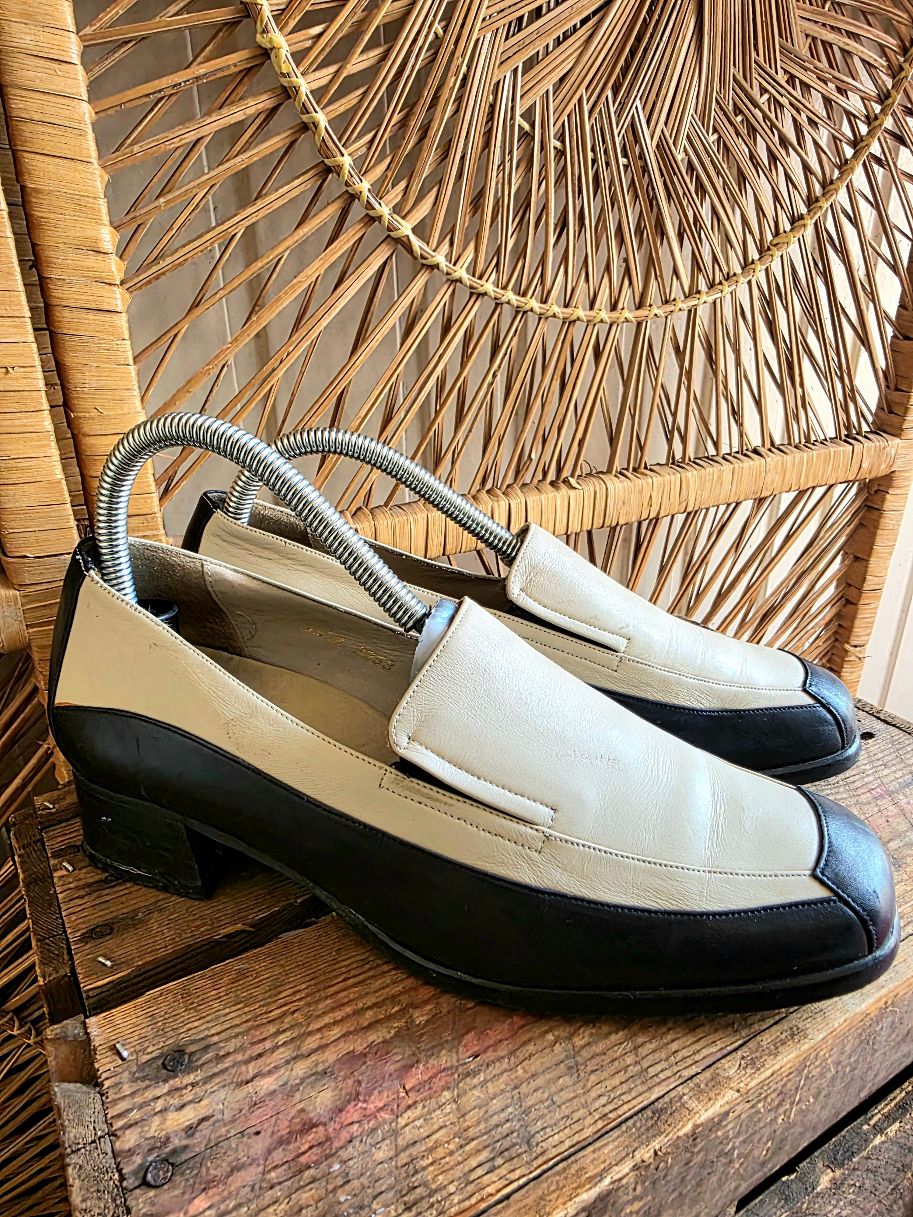 Vintage 80s Verhulst Two Toned Slip on Shoes