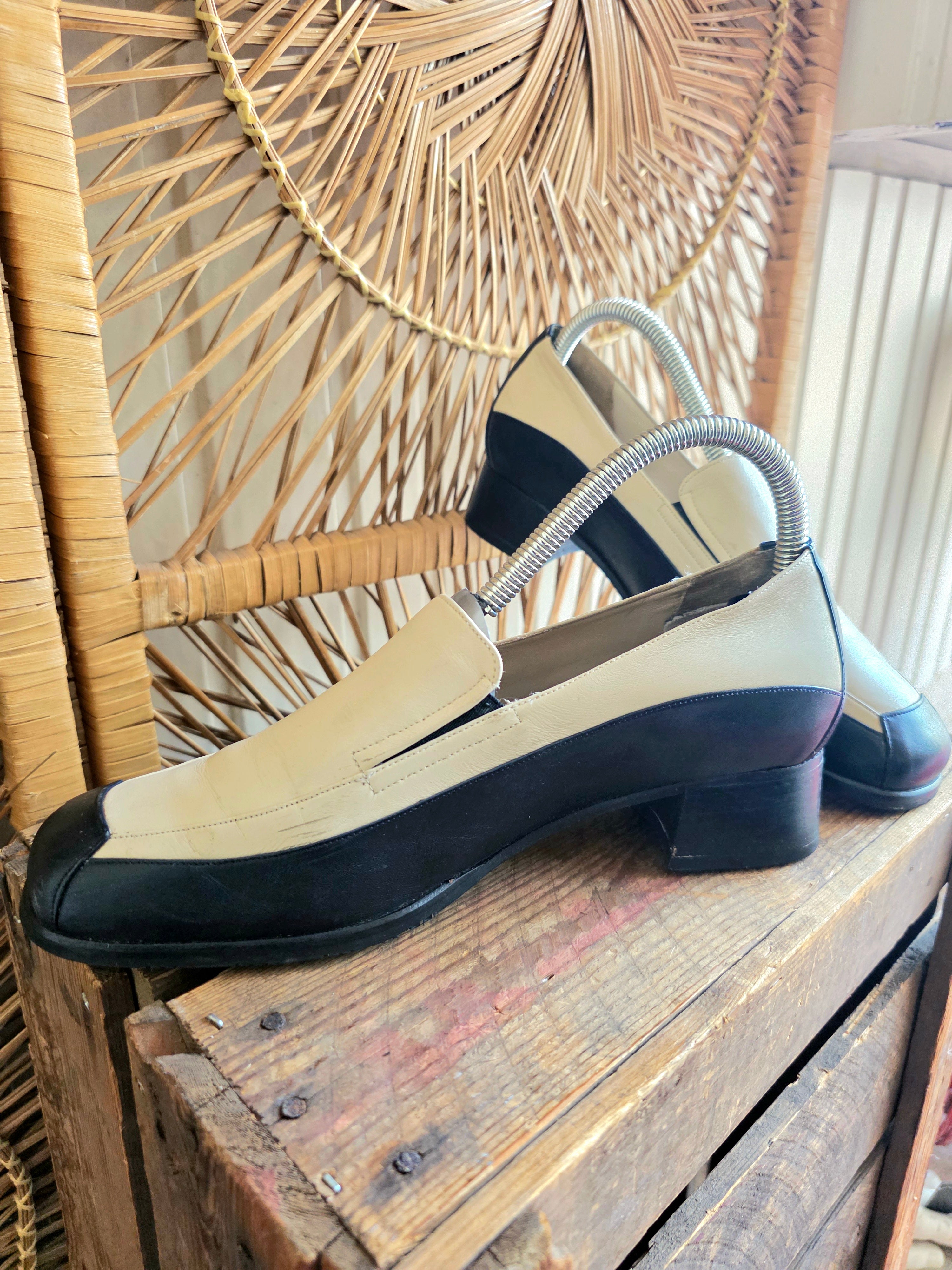 Vintage 80s Verhulst Two Toned Slip on Shoes