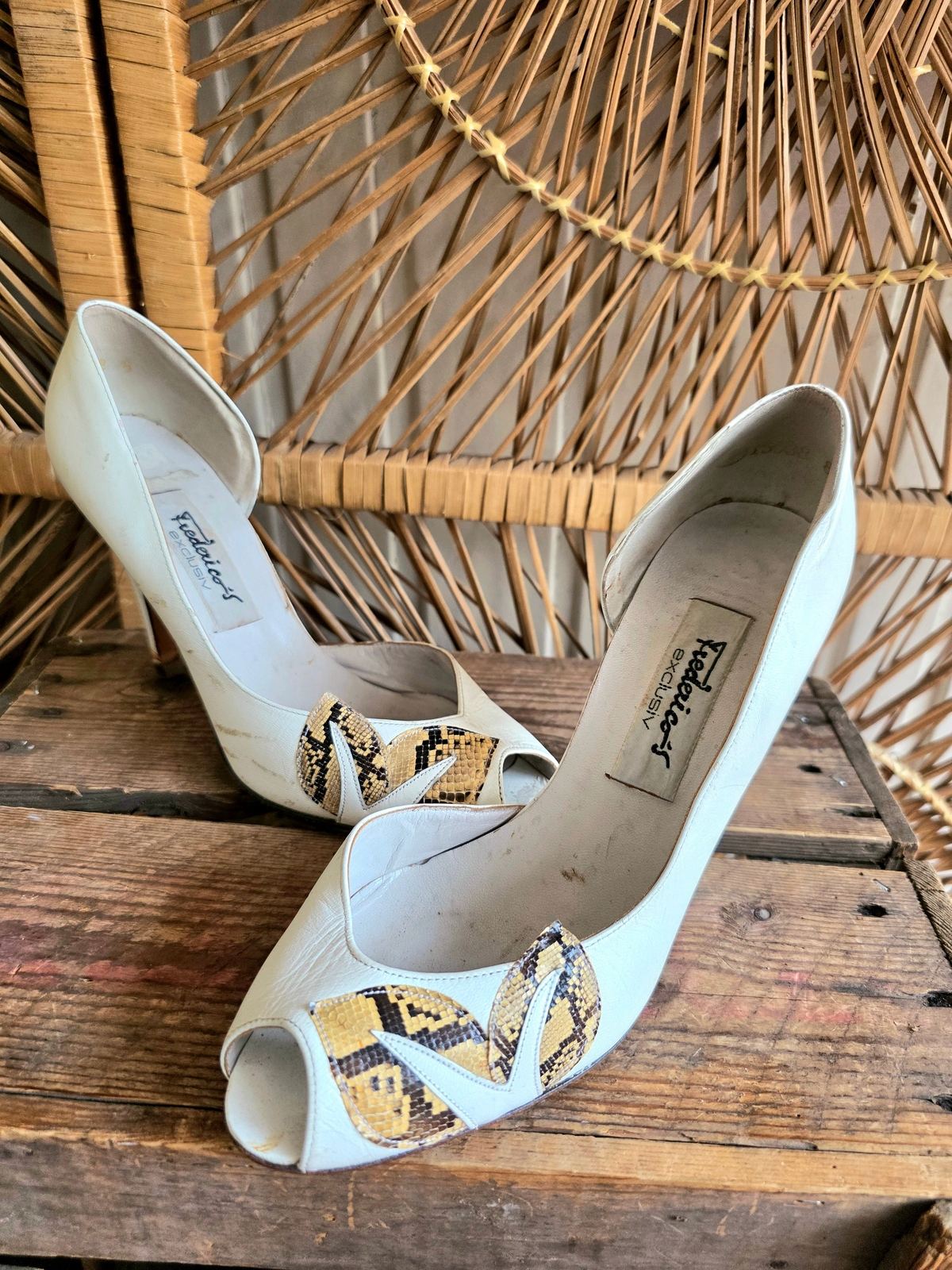 Vintage 70s / 80s Fredeico's exclusiv Peep Toe Shoes