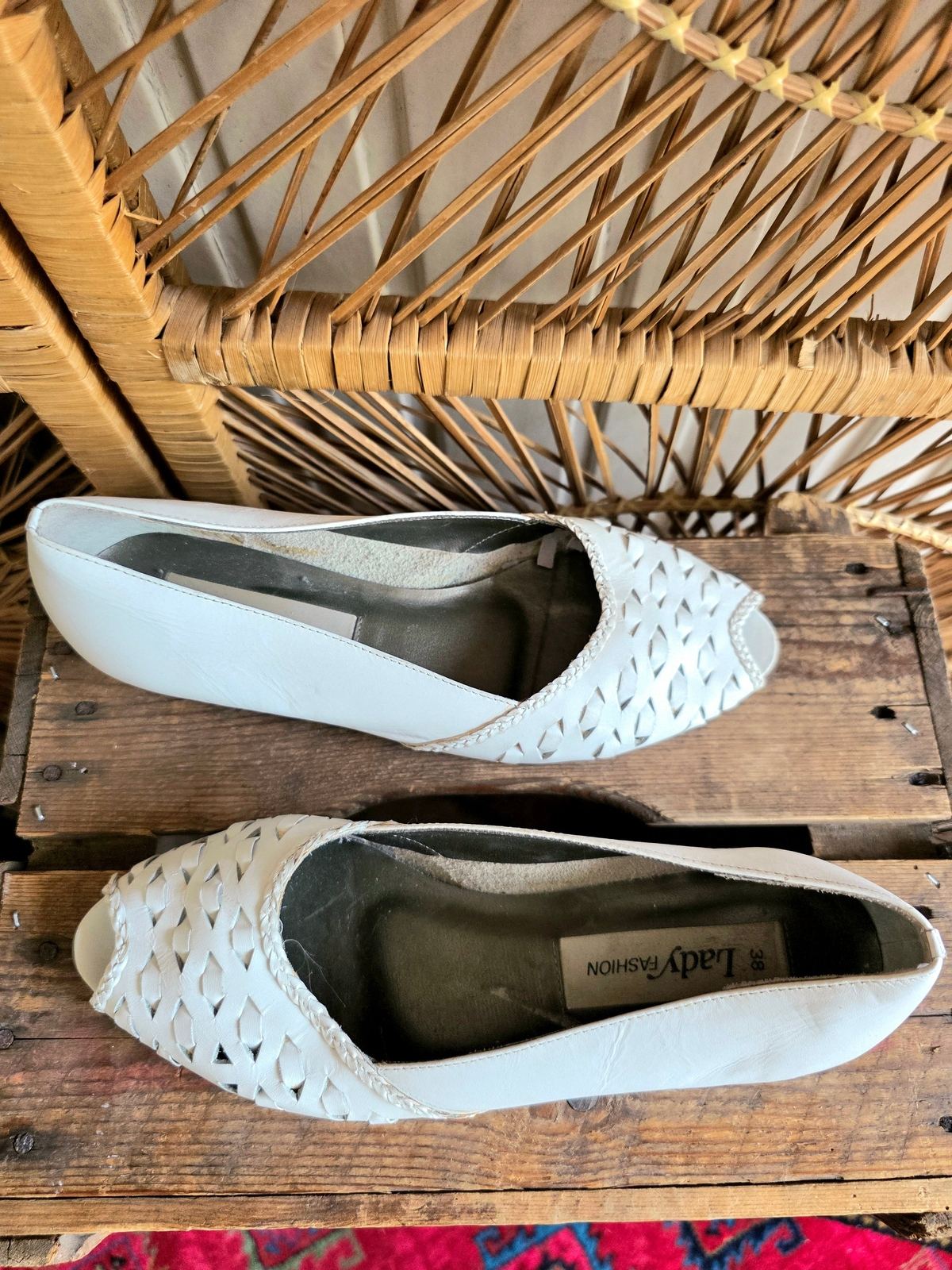 Vintage 1980s Lady Fashion Peep Toes Slip on Shoes