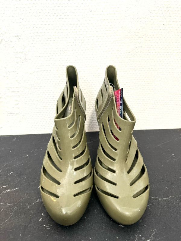 New Melissa Believing Jelly Booties