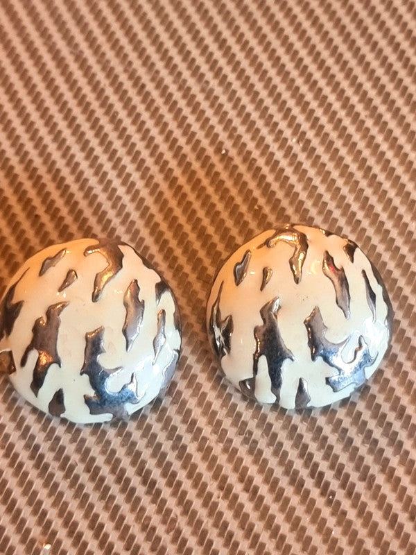 Vintage Clip On Earrings