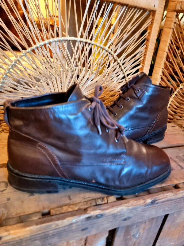 Vintage Tamaris Ankle Boots