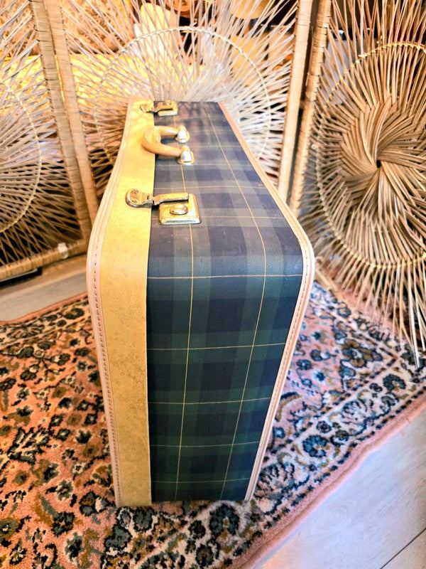 Vintage 60/70's Suitcase.