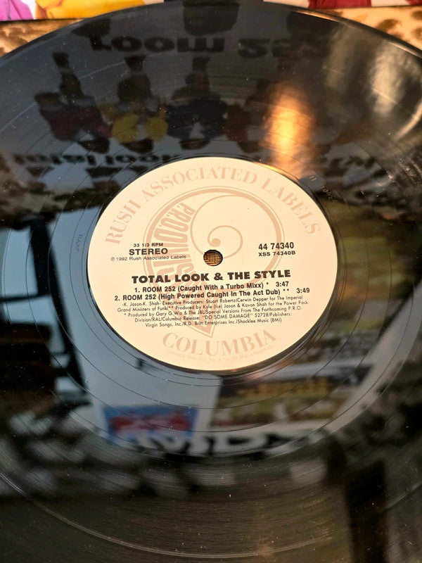 Total Look & The Style – Room 252 Vinyl Record