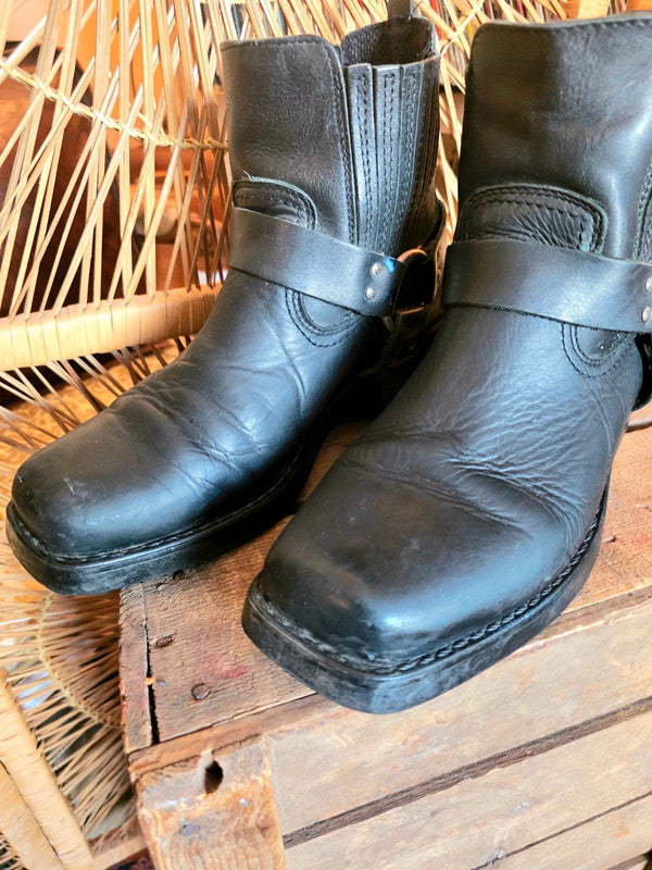 Vintage 80s / 90s Western Biker boots