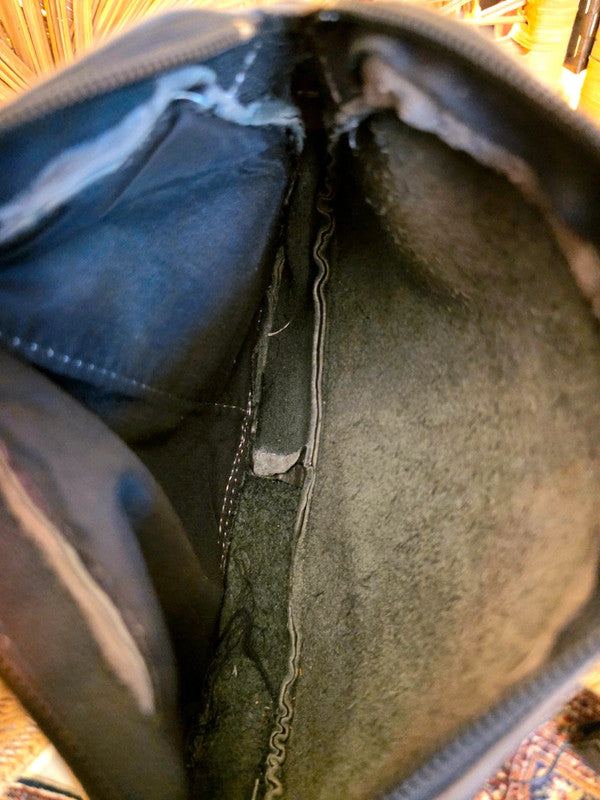 Vintage 70s / 80s Leather Wrist Bag