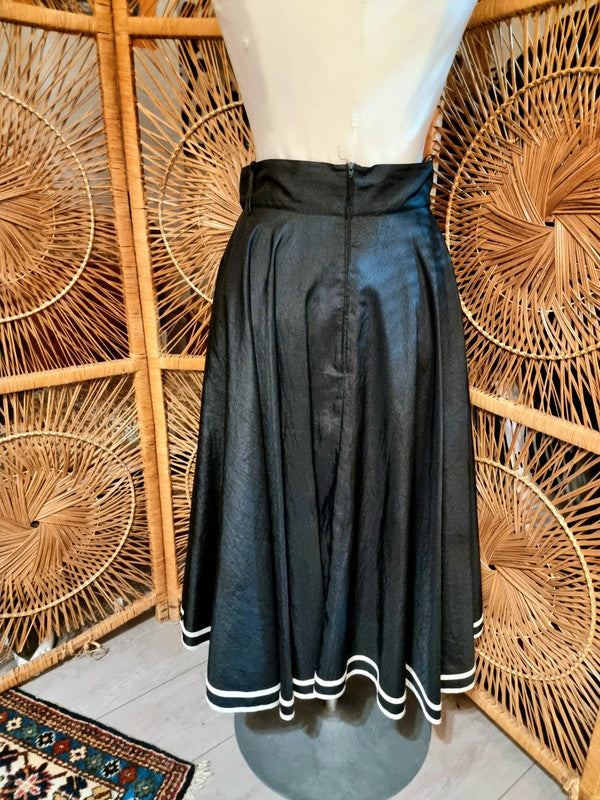 Vintage 90's Vera Mont Skirt