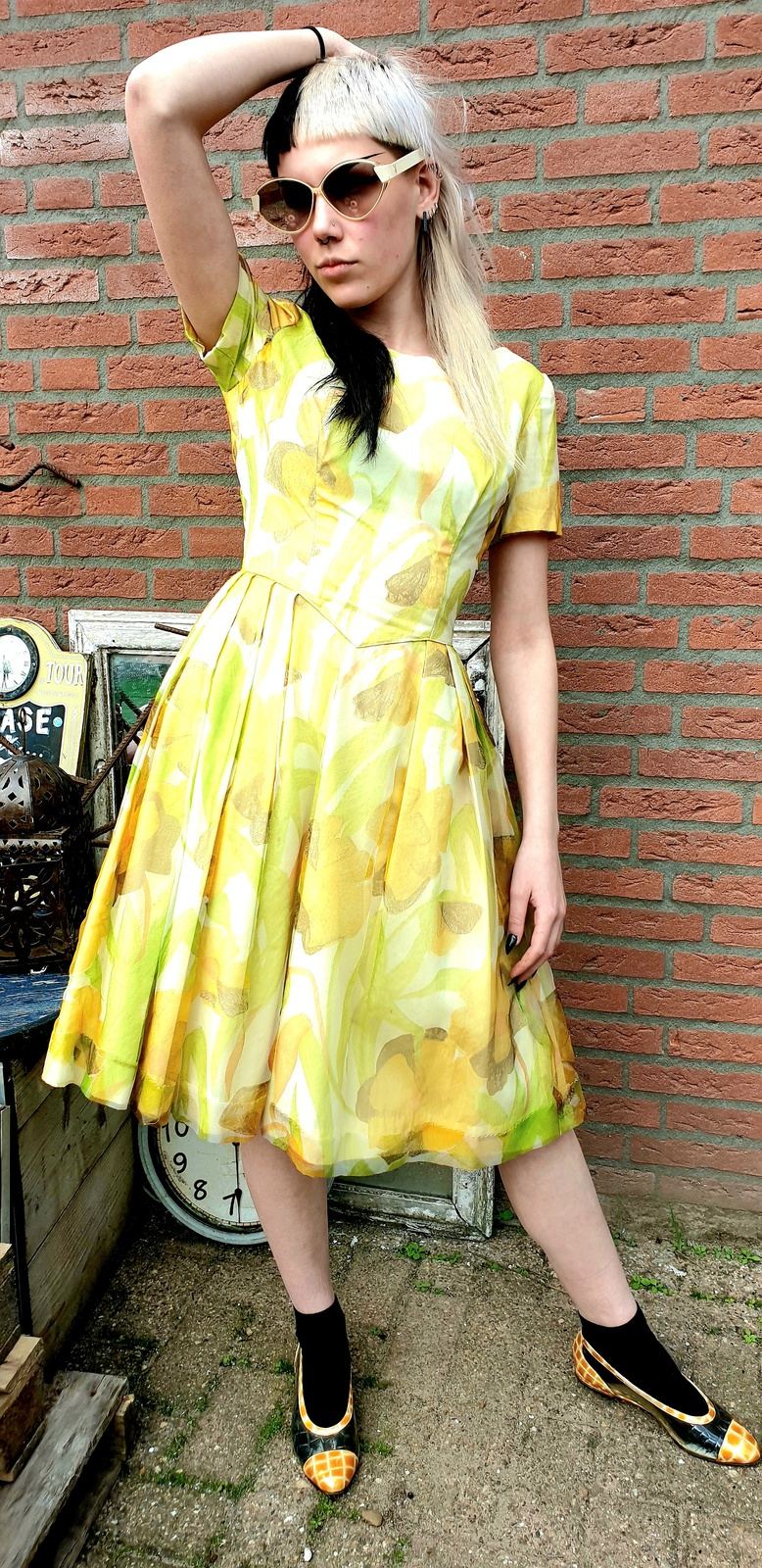 Lemon deals 50s dress