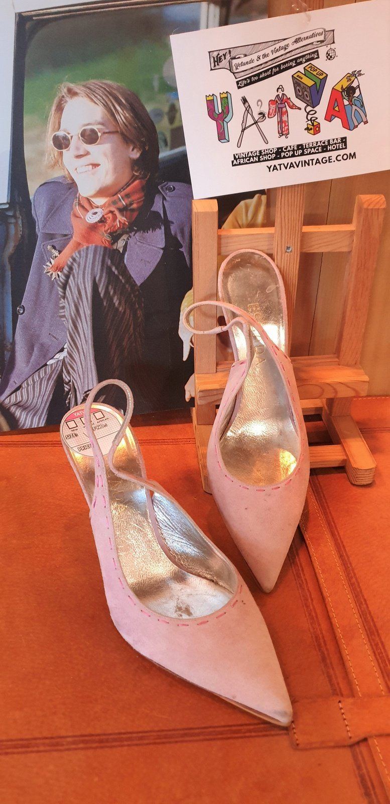 Vintage shop slingback shoes