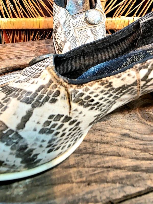 Vintage 60s Eleganza Slip on Shoes