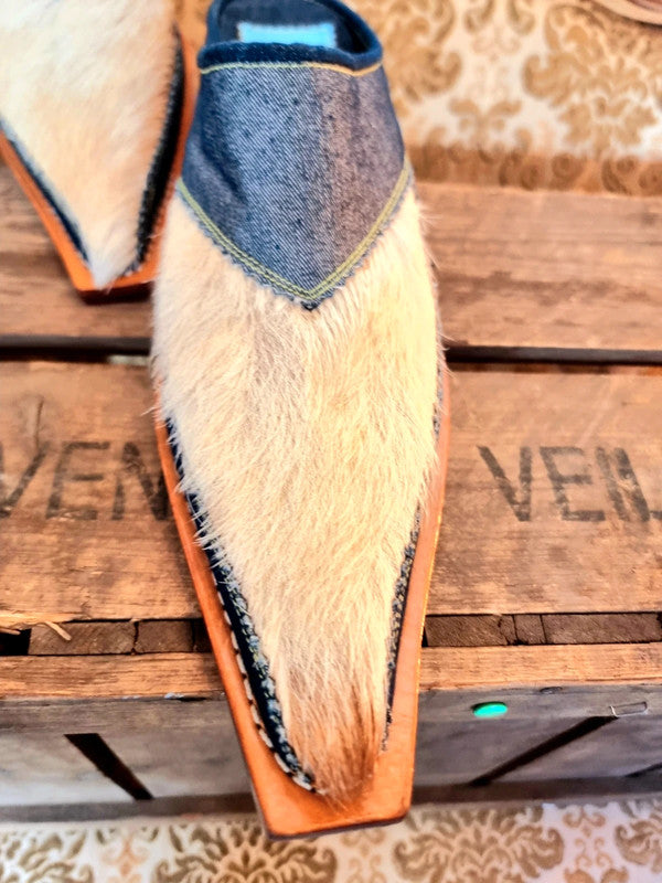 Brand New Western "Chick on a Mission " Slip on Shoes