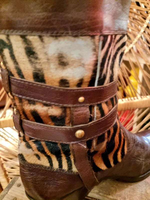 Vintage 80's LS Leather Leopard Boots