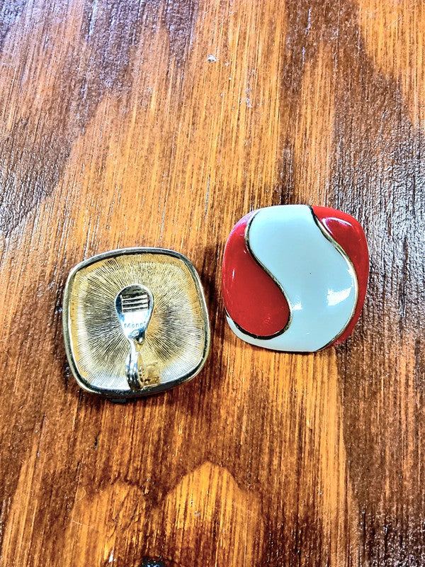 Vintage Monet Clip on Earrings