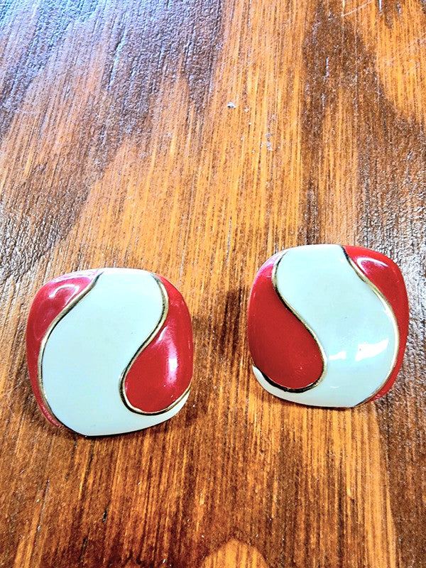 Vintage Monet Clip on Earrings