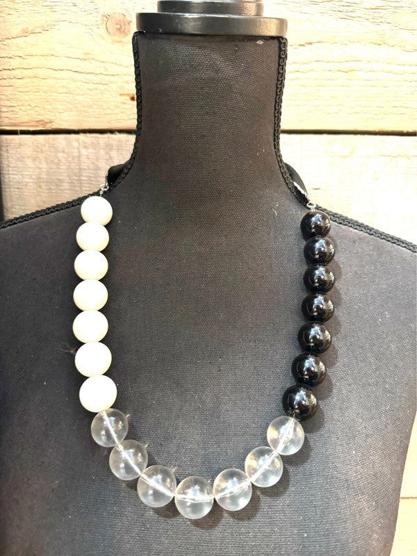 Vintage Beads Necklace