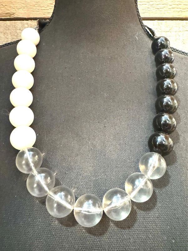 Vintage Beads Necklace