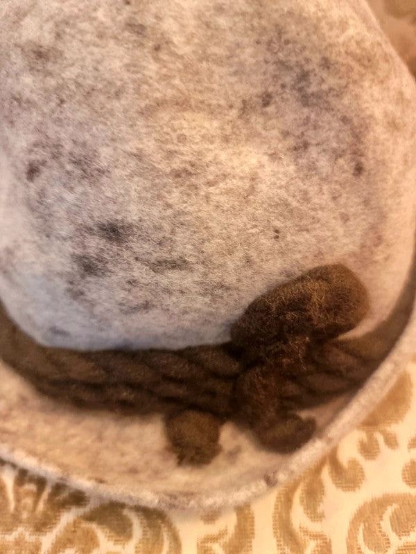 Vintage Mount Everest Hat