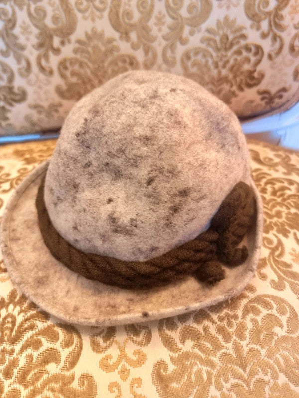 Vintage Mount Everest Hat