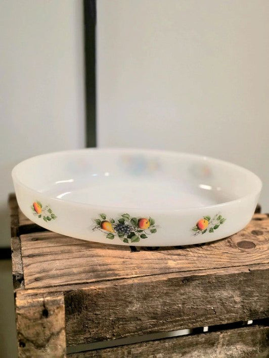 Brand new 70s Arcopal Fruits de France oval baking dish
