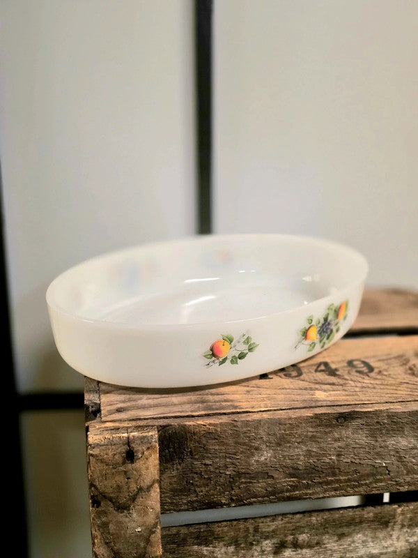Brand new 70s Arcopal Fruits de France oval baking dish