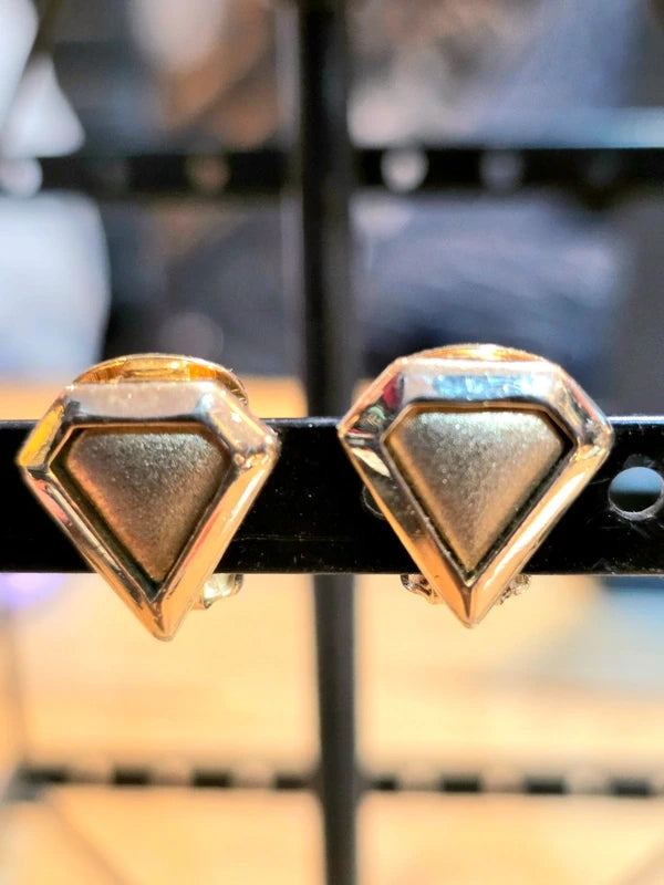 Vintage 80's Clip-On Earrings