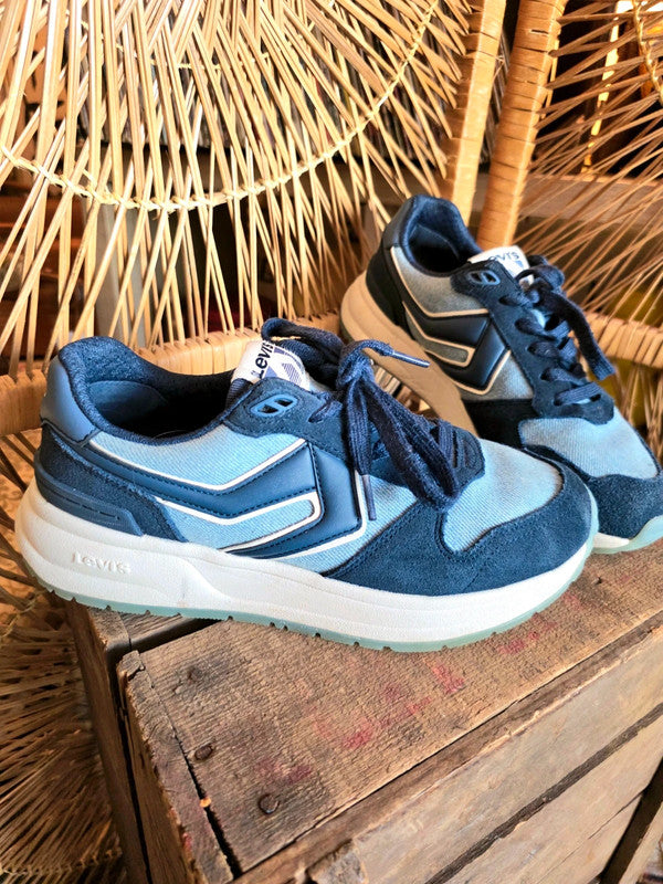 Retro Levi's Charge Suede Denim Trainers